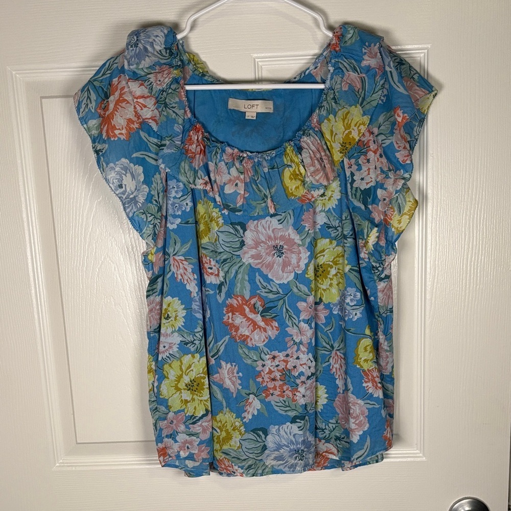 LOFT Petite Floral Flutter Sleeve Blouse Blue Multicolor LP